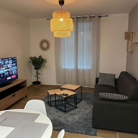 Le 102 De La Gare: Appartement Neuf Et Climatise Châlons-en-Champagne Exterior foto